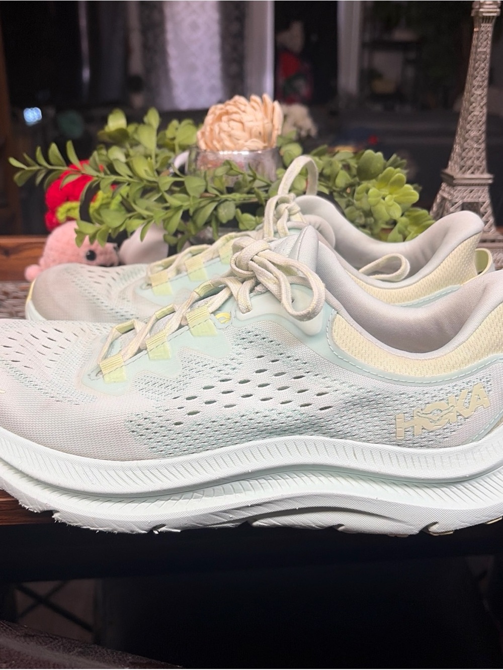 HOKA Kawana Women’s Size 9B Mint Green Running Athletic Shoes